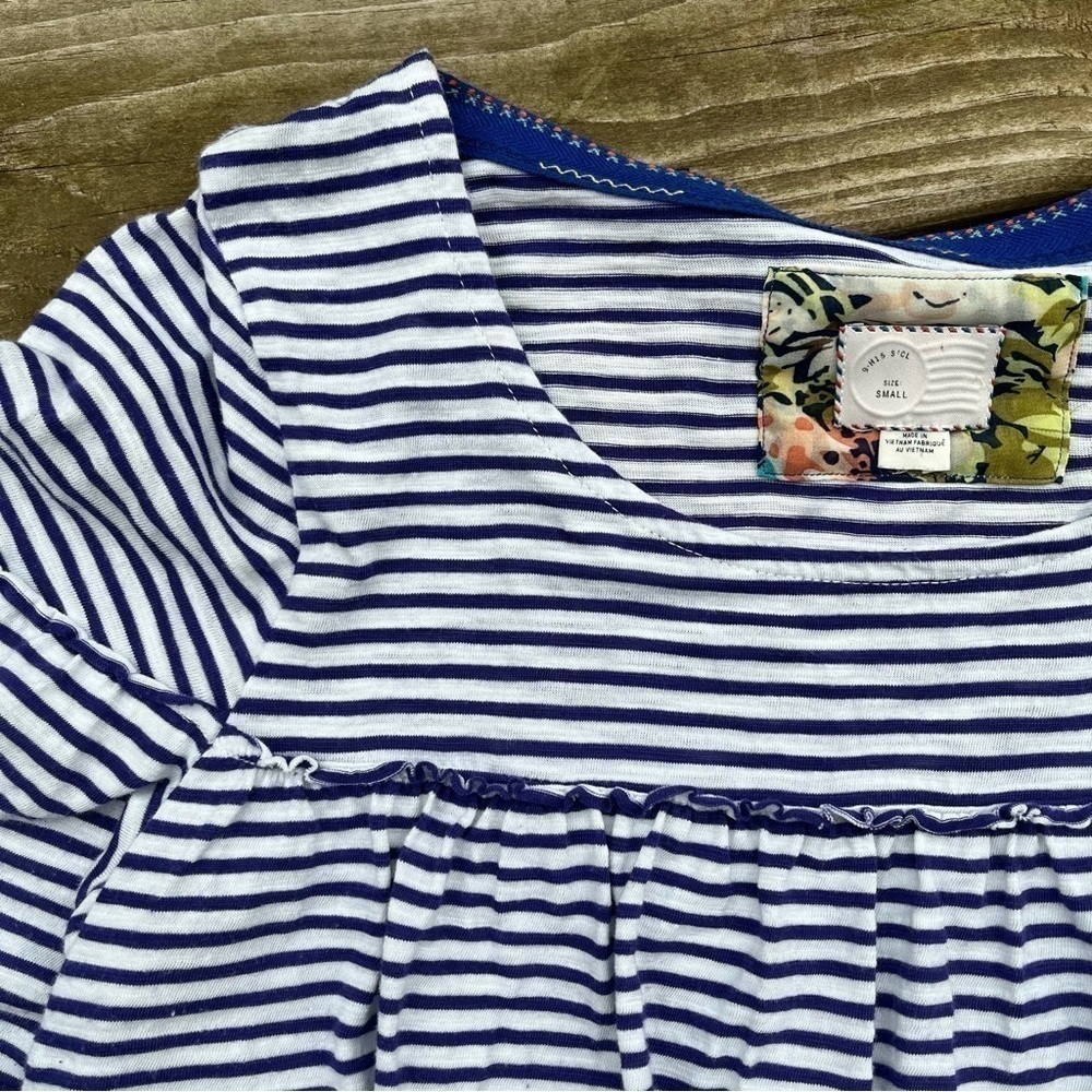 ** Anthropologie postcard blue striped ruffle tiered short sleeve top Small - Picture 8 of 8